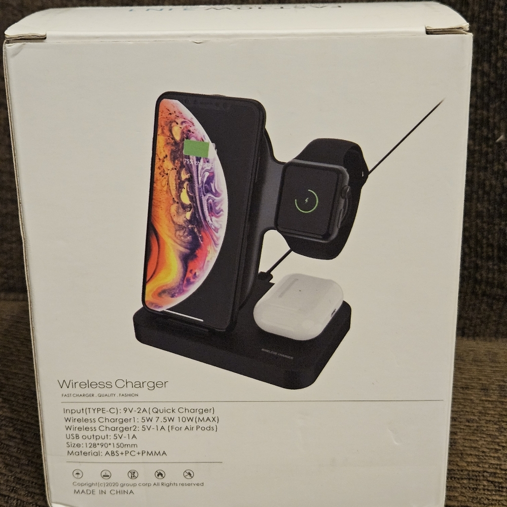 Black Wireless Charger for Multiple Devices